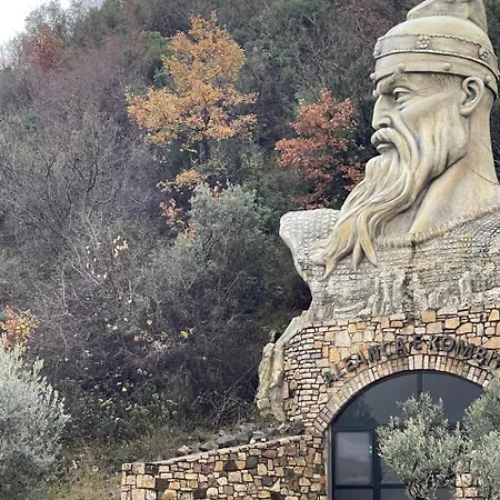 Ξενοδοχείο Rozafa Fish Labinot i Poshtëm