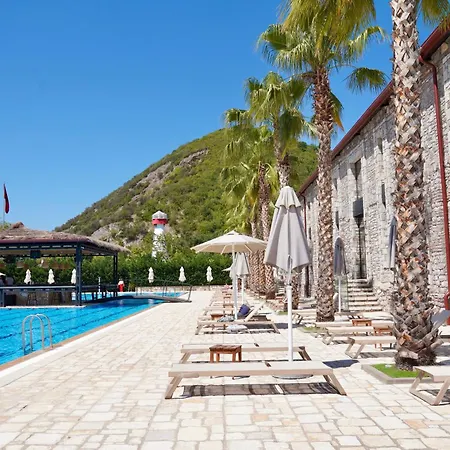 Hotel Rozafa Fish